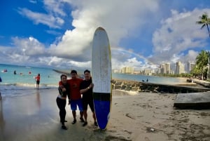 Lezione di surf a Waikiki, 3 o più studenti, dai 13 anni in su