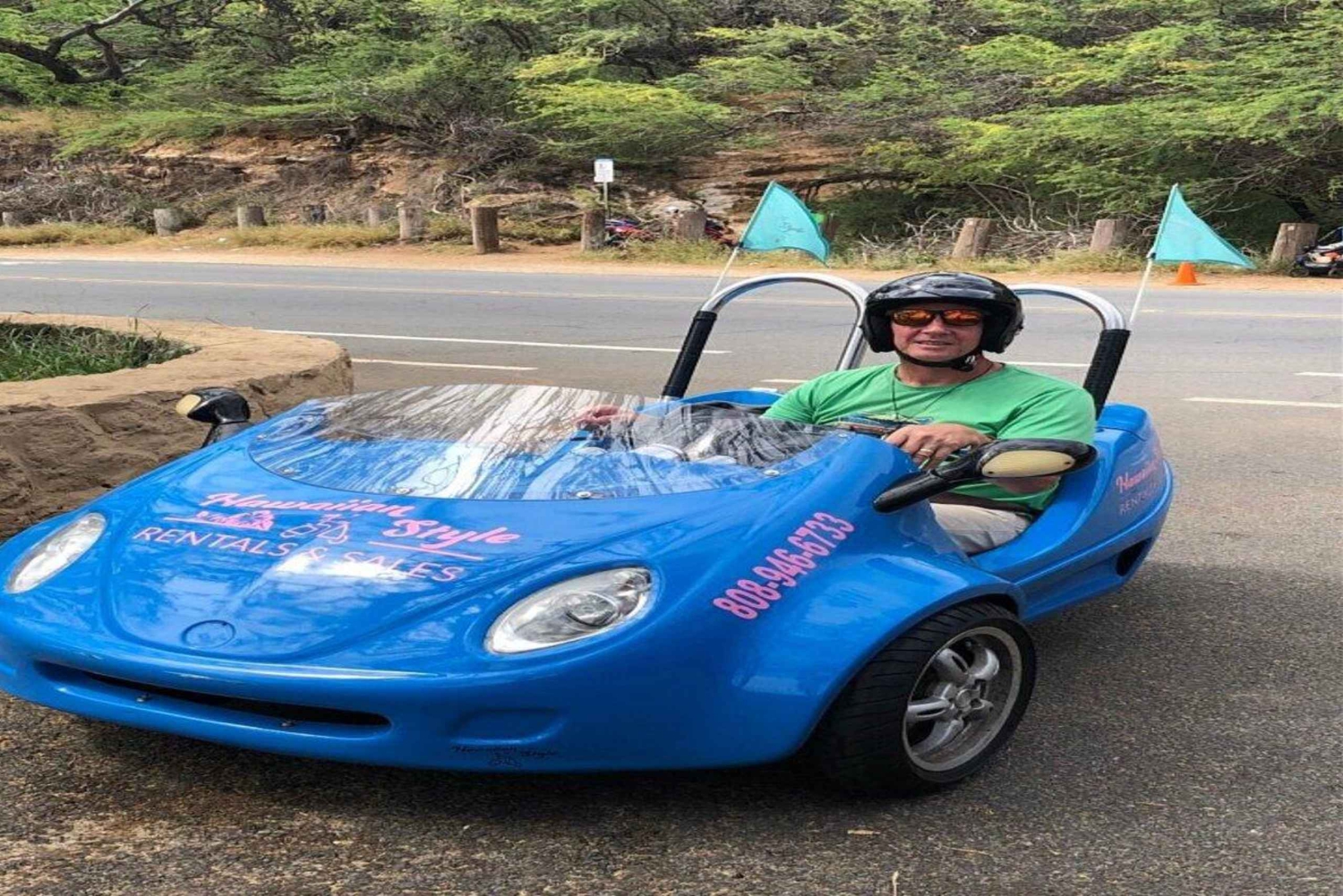 Uluniu Ave: Waikiki Scoot Coupe Noleggio Ala Moana e Kaka'ako