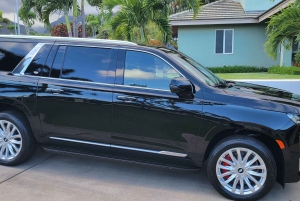 جولة خاصة لكبار الشخصيات على الطريق إلى هانا في سيارة كاديلاك إسكاليد مع شاحنة صغيرة