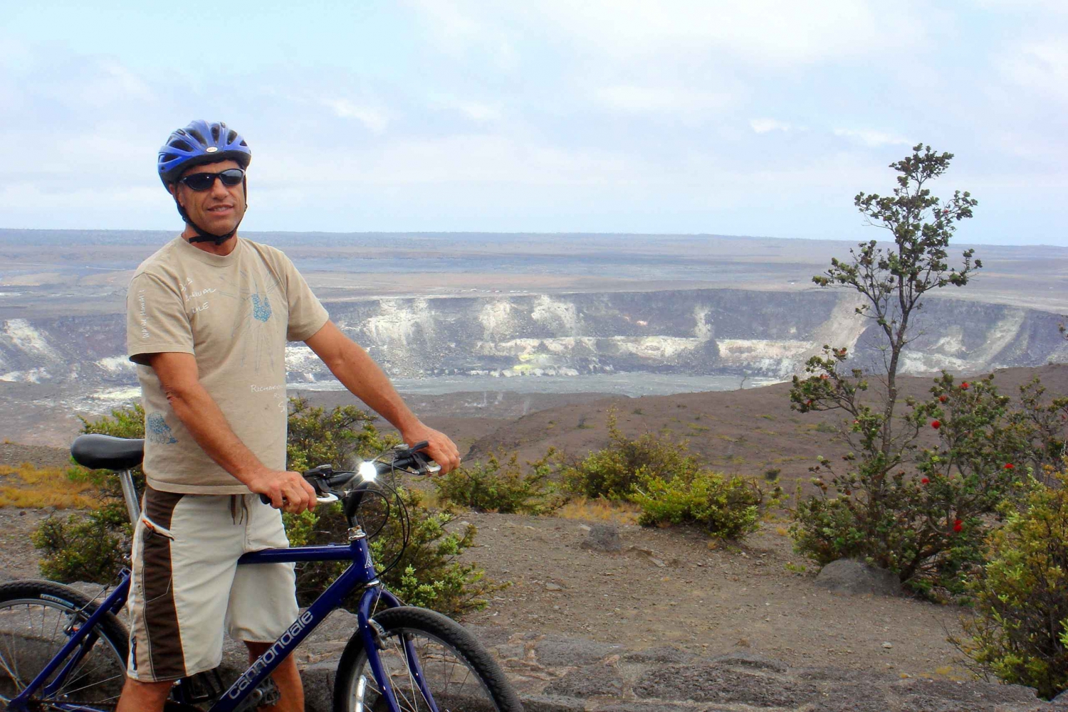 Volcano: Volcanoes National Park E-Bike Ride with GPS Guide