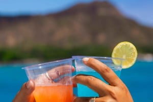 Waikiki : Croisière cocktail feux d'artifice sur le catamaran Hawea