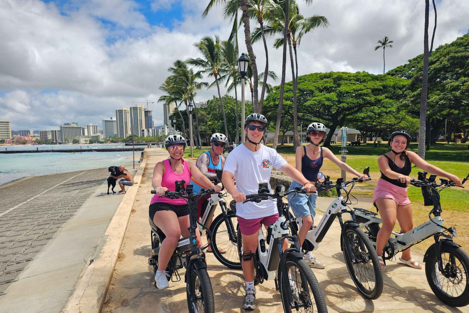 Waikiki: rondleiding op een e-bike met lokale geschiedenis en uitzicht op de oceaan