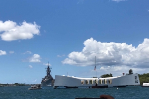 Oahu: Pearl Harbor and Honolulu City Tour