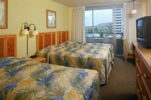 Waikiki Sand Villa Hotel