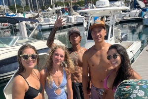 Вайкики: сноркелинг в Черепашьем каньоне (до 6 пассажиров)