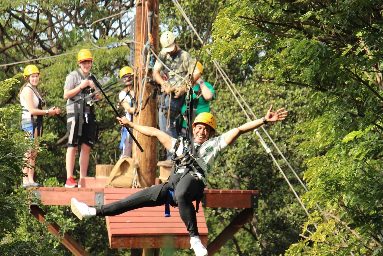 Zip & Dip: Wet 'n' Wild Hawaii Waterpark: 3 Ziplines + Wet 'n' Wild Hawaii Waterpark