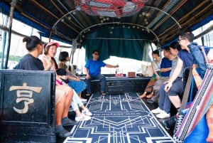 Aberdeen Food Tour | Private Sampan+Noodles+Floating Kitchen