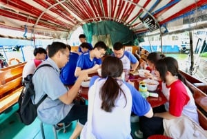 Aberdeen Food Tour | Private Sampan+Noodles+Floating Kitchen