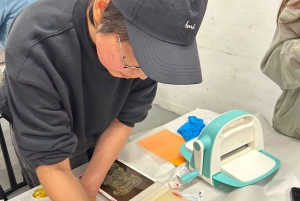 Create & Print Your Souvenir in Hong Kong