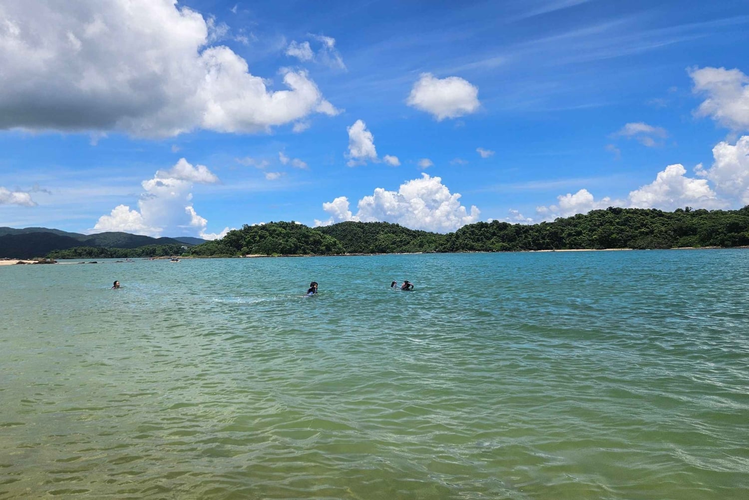 Откройте для себя скрытую красоту Сайкуна: приключение на каяках.