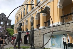 From Hong Kong: Macau Day Tour via HZMB w/Lunch & Transfers