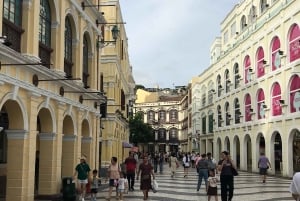 From Hong Kong: Macau Day Tour via HZMB w/Lunch & Transfers