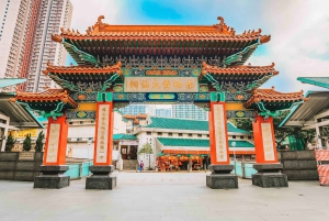 Hong Kong: Guided Tour of Wong Tai Sin Temple
