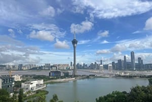 Частный трансфер из Гонконга в Макао на лимузине + дополнительная экскурсия по Макао