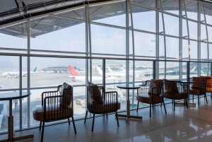 Aéroport international HKG de Hong Kong : entrée au salon Premium