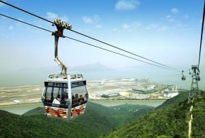 Lantau: tour buddista e pranzo al Tai O Heritage Hotel (venerdì)