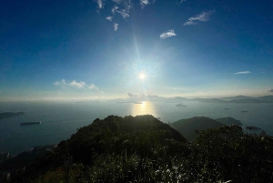 Hong Kong: 360 Panorama Sunset Hike to the Peak with Local