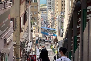 Hong Kong: 360 Panorama Sunset Hike to the Peak with Local