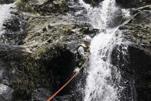 Hong Kong: Canyoning Experience at Ping Nam