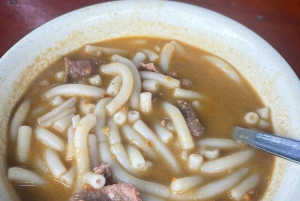 Hong Kong: Cheung Po Tsai Cave Tour with Lunch