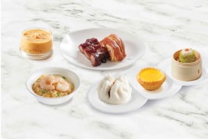 Hong Kong Disneyland: Plaza Inn Dim Sum & Barbecued Set