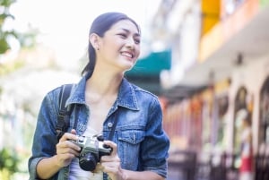 Hong Kong: From Science to Serenity Walking Tour for Couples