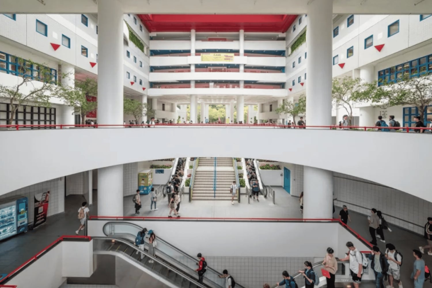 香港：HKUSTキャンパスツアー（学生ガイド付き）