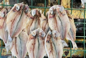 Hong Kong: Lantau Island Tour Cable Car & Village Lunch