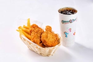 Hong Kong: Ocean Park Entry Ticket + Local Style Set Meal