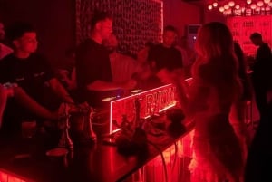 Hong Kong: One Night in Exclusive Rooftops and Secrets Clubs
