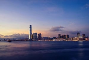 Hong Kong: Private Night Tour with Local