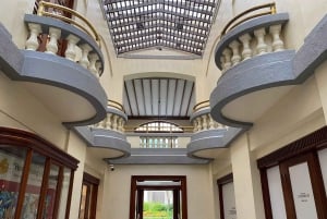 Hong Kong: Repulse Bay Tour - Into the Rich Suburb Area