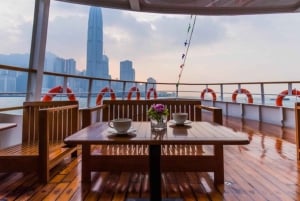Hongkong: Star Ferry Victoria Harbour Cruise Sunset Tour