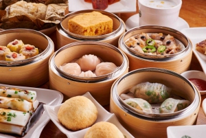 Hong Kong: Sunset Harbour Cruise Dim Sum Tasting Night Tour