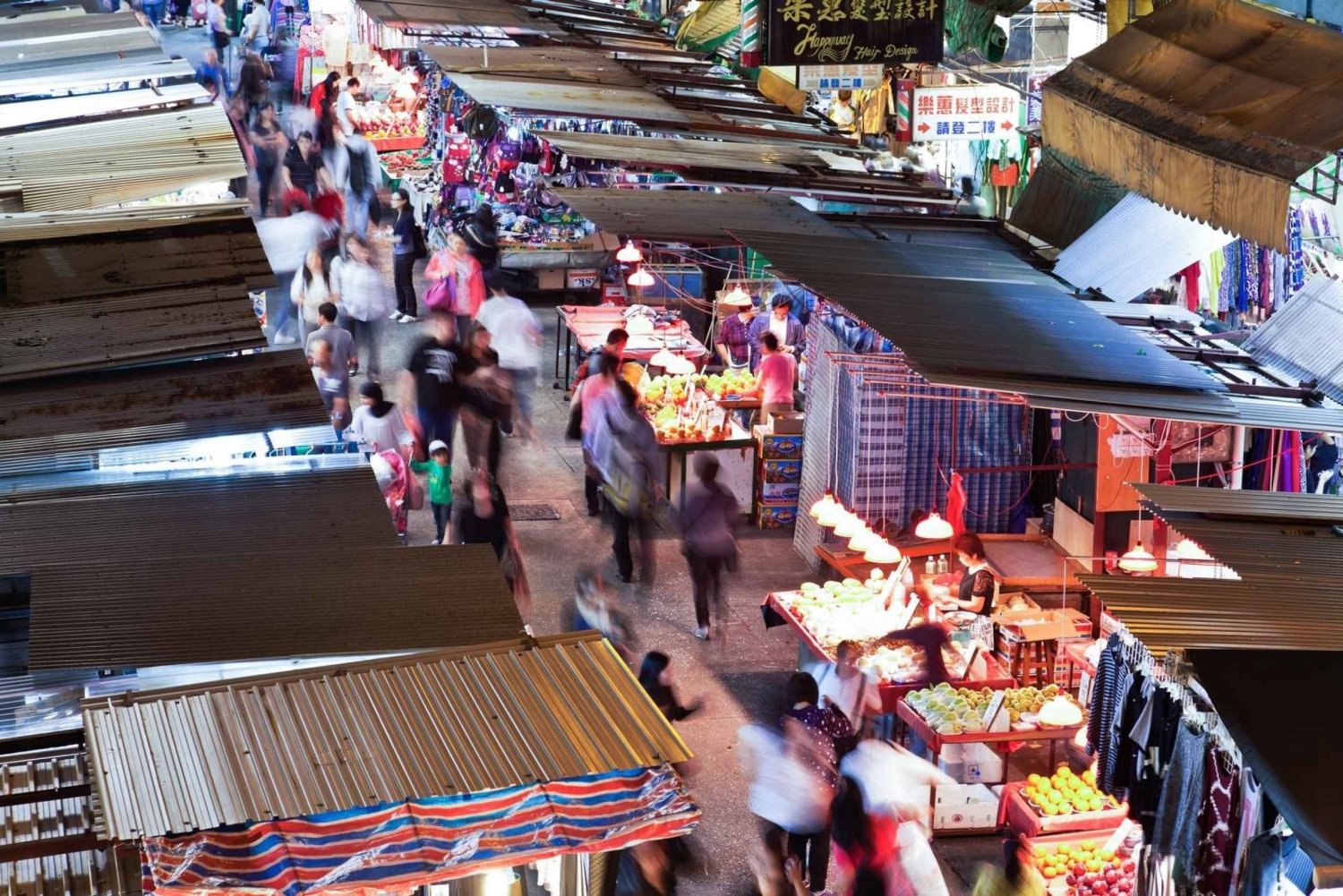 Kowloon: Private Night Markets & Street Food Experience