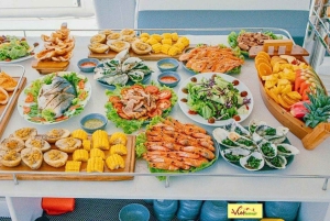 Nha Trang: VIP YACHT TOUR ( BBQ, Water activities)