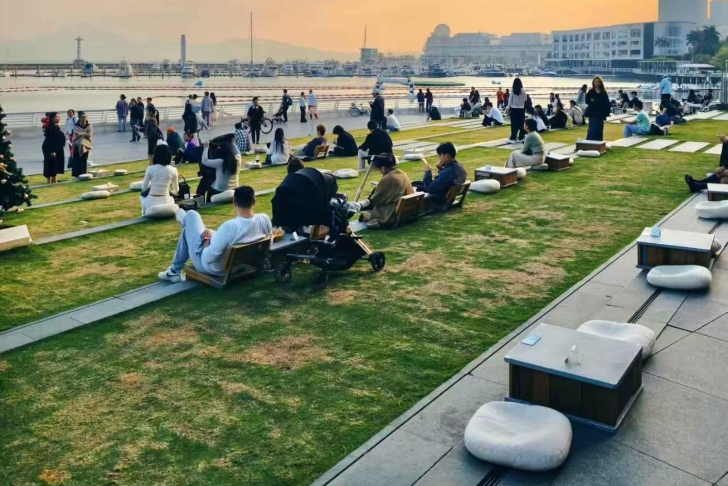 Shenzhen: Bay Park and Talent Park Guided Bike Tour