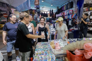 ミシュラン認定の屋台の食べ物と文化を楽しむ九龍散策