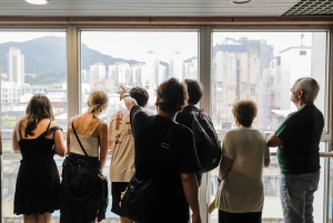 ミシュラン認定の屋台の食べ物と文化を楽しむ九龍散策