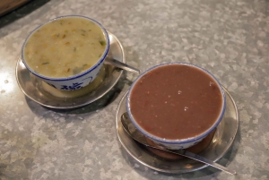 ミシュラン認定の屋台の食べ物と文化を楽しむ九龍散策