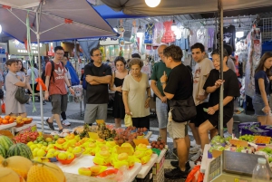 ミシュラン認定の屋台の食べ物と文化を楽しむ九龍散策