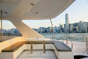 Victoria Harbour: Night Yacht Tour with Stunning Views