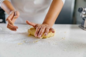 Houston: Fun 2-Hour Pasta Making Class With Local Chef