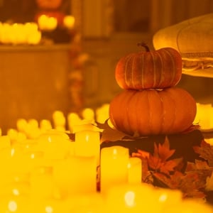 Candlelight: A Haunted Evening of Halloween Classics