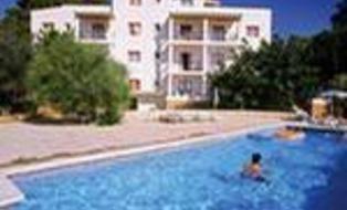 Apartamentos Benet Los Pinares Ibiza
