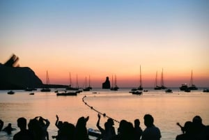 Can Marca-hulerne, Las Dalias Hippie Market og Benirras-turen