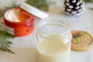 IBIZA : DIY Crème régénérante et anti-rougeur à base de plantes IBIZA
