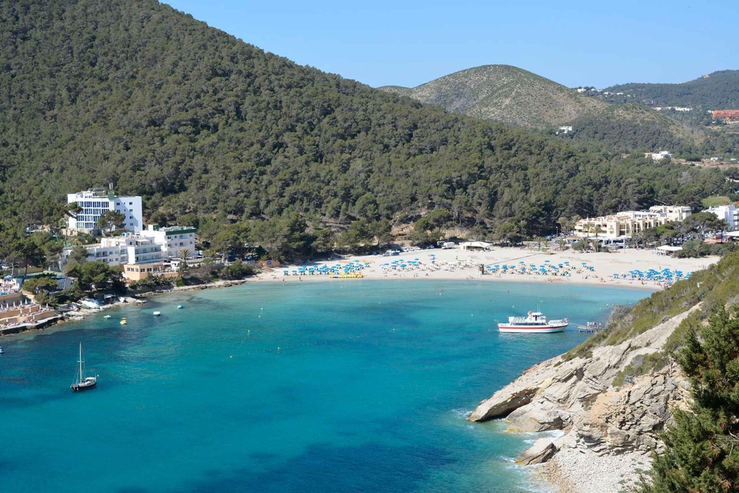 Från östra Ibiza: Ibiza stad transfer tur och retur med färja
