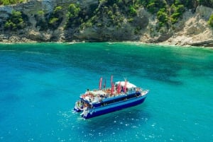 Ibiza: Boat Party Cruise with Open Bar and DJ
