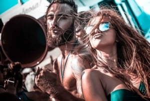 Ibiza: Sunset Boat Party med obegränsade drinkar och DJ